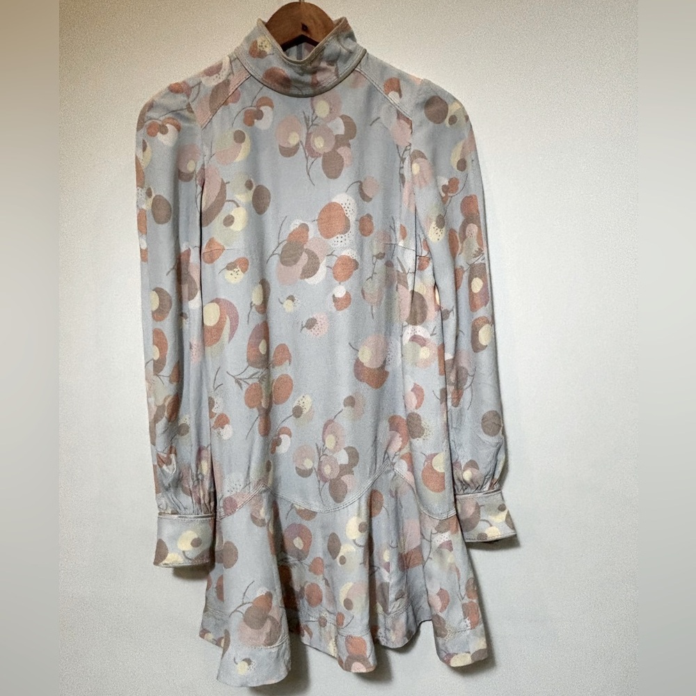 Marc Jacobs Mini Dress Size 2 Floral Bishop Sleeve Shift Dress Raised Stitching